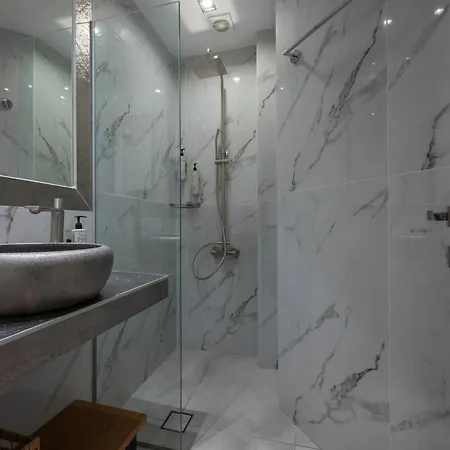 Galleries Elegant Апартаменты